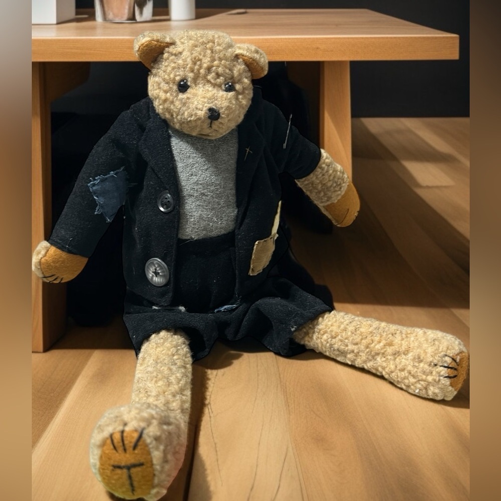Source Unknown Tan and Black Stuffed Animal Plush Toy☑️